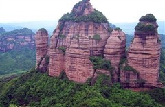 (韶关2日)丹霞山、南华寺、云瑶谷温泉、入住五星丽宫2天团