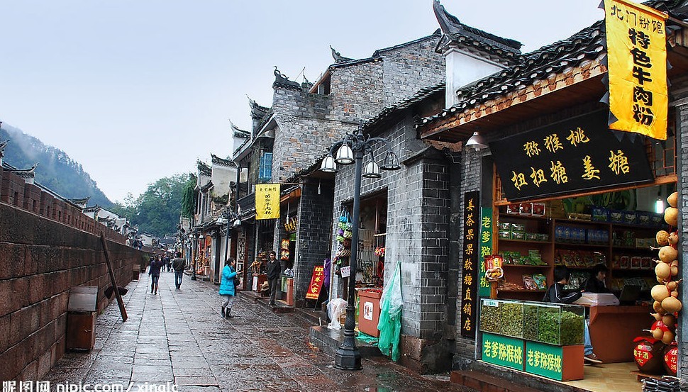凤凰古城